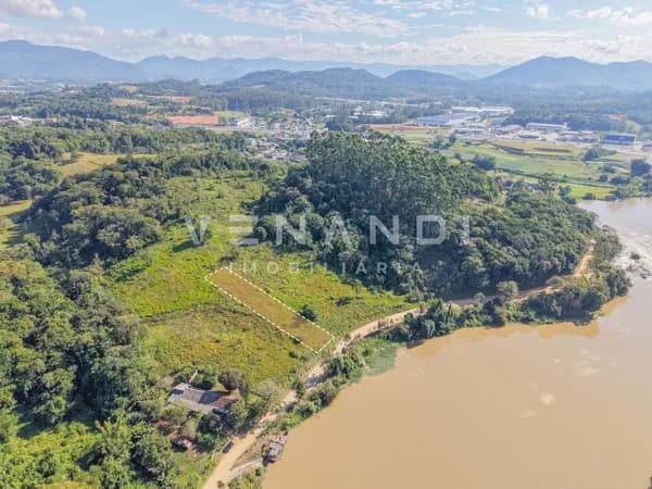 TERRENO COM 882M²| No Bairro Carijós em Indaial