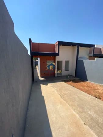 Casa em Marques Industrial, São Joaquim de Bicas/MG