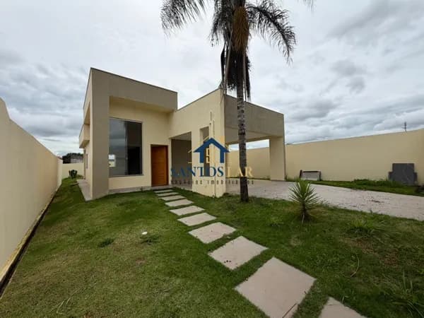 Casa de 3 quartos sendo 1 suíte no Bairro Pousada Del Rey