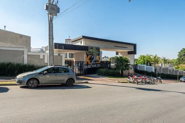 Casa de Alto Padrão com 3 Suítes à Venda no Bairro Alto em Curitiba – 196m², Espaço Gourmet e Excelente Localização
