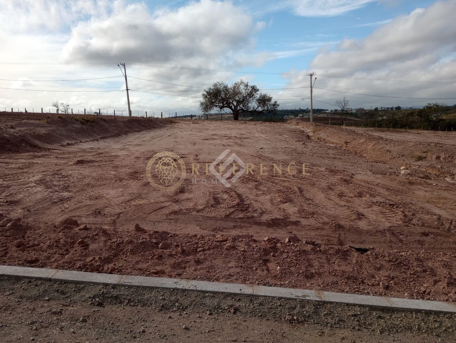 LOTE À VENDA | CONDOMÍNIO VILA DAS ACÁCIAS | 880 M² | ÁREA VERDE - JUNDIAÍ/SP