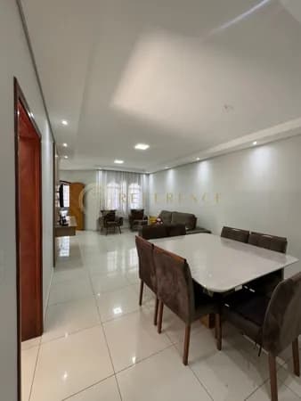CASA NO JARDIM CARPAS | 3 DORMITÓRIOS, 1 SUÍTE, PISCINA E CHURRASQUEIRA – JUNDIAÍ/SP