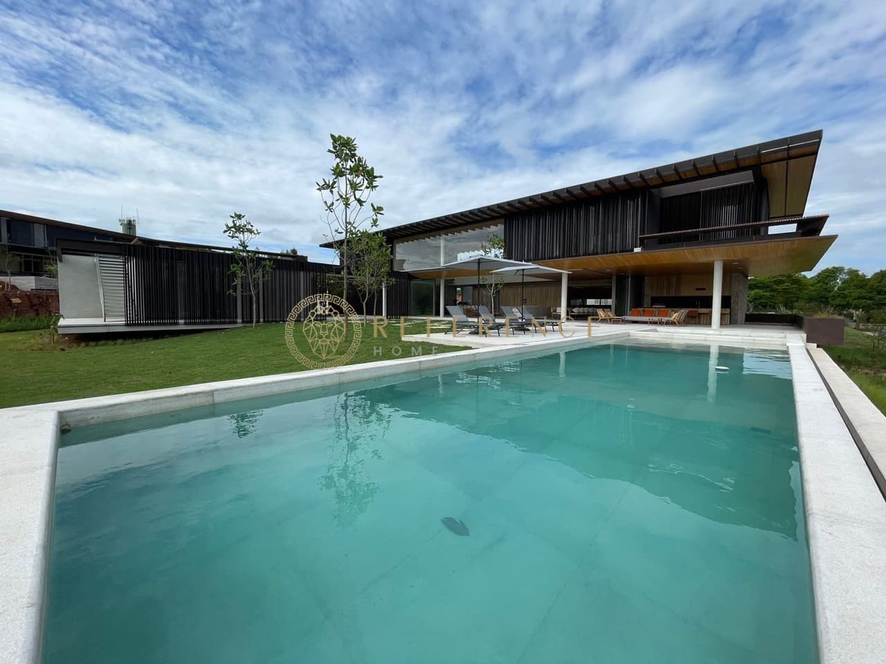 CASA DE LUXO DE 7 SUÍTES · 1.216M² CONSTRUÍDOS · TERRENO DE 3.320M² · CONDOMÍNIO QUINTA DA BARONEZA – BRAGANÇA PAULISTA/SP