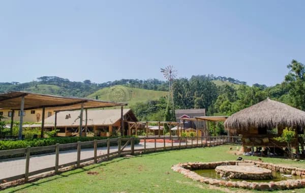 PROPRIEDADE DE 3,60 HECTARES NO ALTO DA SERRA DA MANTIQUEIRA | 1.300 M² | SUÍTES PARA HÓSPEDES | SPA | SANTO ANTÔNIO DO PINHAL/SP