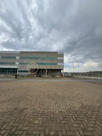 GALPÃO LOGÍSTICO 8.500 M² | 6.500 m² DE ARMAGENAGEM FABRIL | PÉ-DIREITO DE 12M | JUNDIAÍ – AV. LUIZ LATORRE