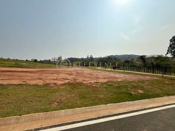 LOTE À VENDA NO CONDOMÍNIO TAMBORÉ JUNDIAÍ – TERRENO COM INFRAESTRUTURA COMPLETA, SEGURANÇA E LAZER PREMIUM