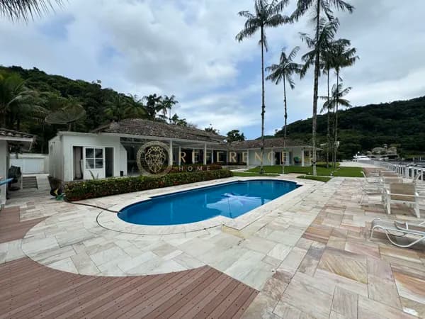 Casa Térrea / Alto Luxo