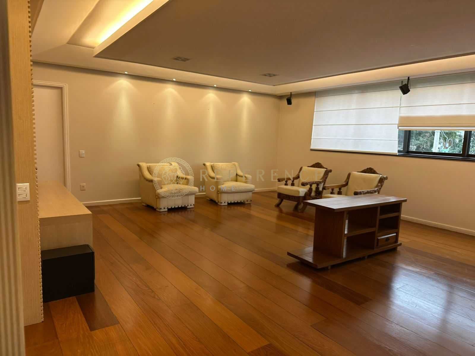 RESIDÊNCIA AMPLA COM 380 M², 4 SUÍTES E 4 VAGAS EM LOCALIZAÇÃO PRIVILEGIADA – JUNDIAÍ/SP – JUNDIAÍ/SP
