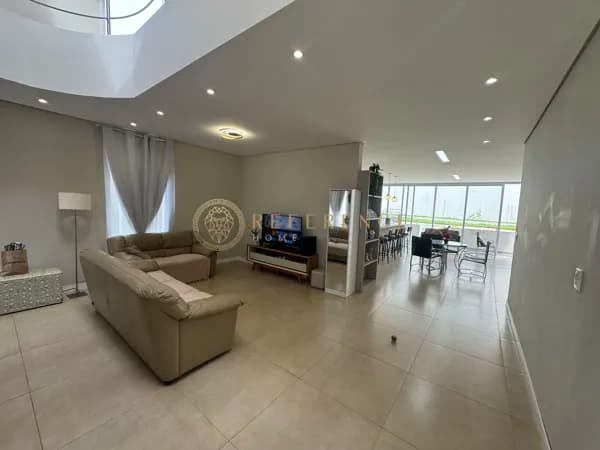 CASA 3 SUÍTES · ÁREA GOURMET INTEGRADA · ENERGIA FOTOVOLTAICA · GARAGEM 4 VAGAS · JUNDIAÍ/SP
