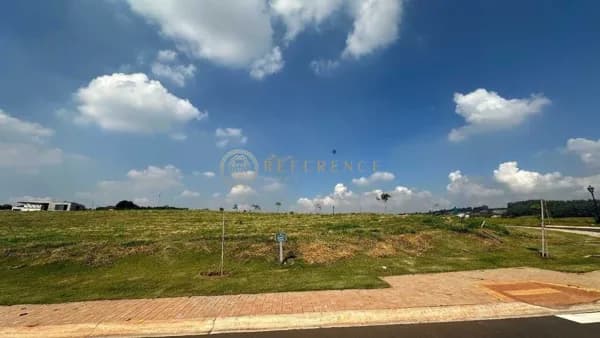 Terreno Alto Padrão / Fazenda Da Grama