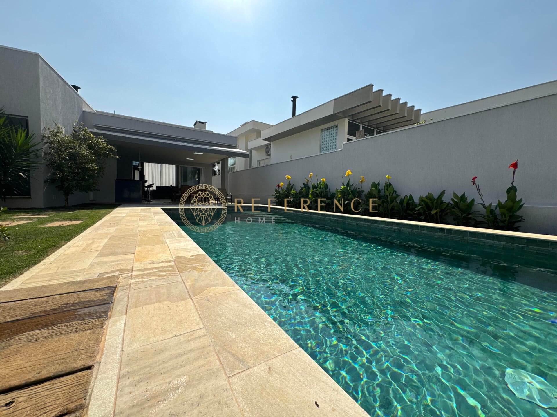 CASA DE ALTO PADRÃO NO CONDOMÍNIO RESERVA DA SERRA – 330 M², 3 SUÍTES, PISCINA E ÁREA GOURMET - JUNDIAÍ/SP