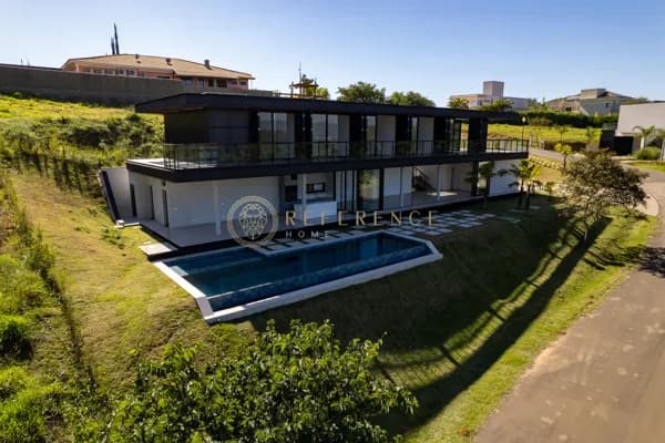 CASA NO CONDOMÍNIO FAZENDA SERRA AZUL | 504,73 M² CONSTRUÍDOS | 4 SUÍTES | PISCINA - JUNDIAÍ/SP