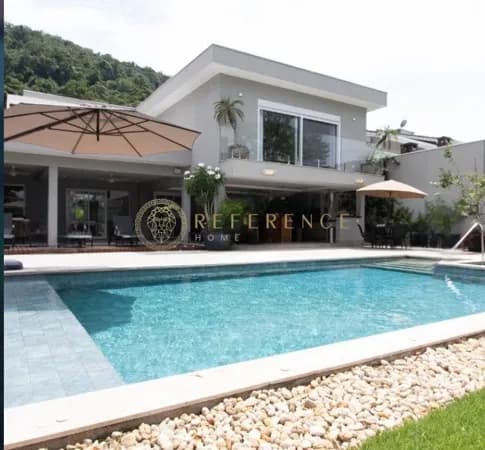 Casa Alto Padrão / Costa Verde