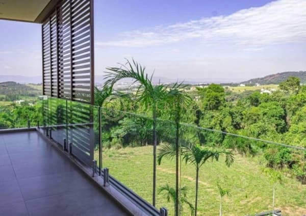 MANSÃO DE 800m² À VENDA NO CONDOMÍNIO FAZENDA SERRAZUL II | 5 SUÍTES, PISCINA E LAZER COMPLETO – ITUPEVA/SP