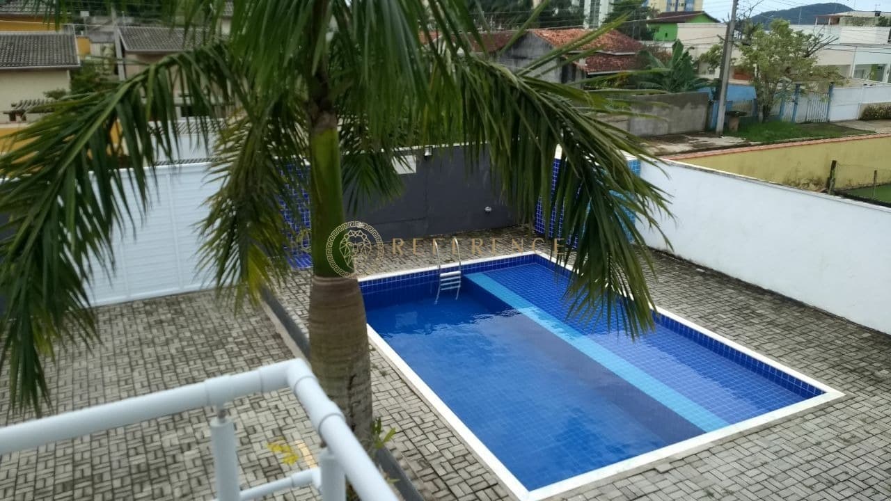 CASA À VENDA NA PRAIA DE MASSAGUAÇU | 2 SUÍTES | 2 DORMITÓRIOS | SALA INTEGRADA – LITORAL NORTE/SP