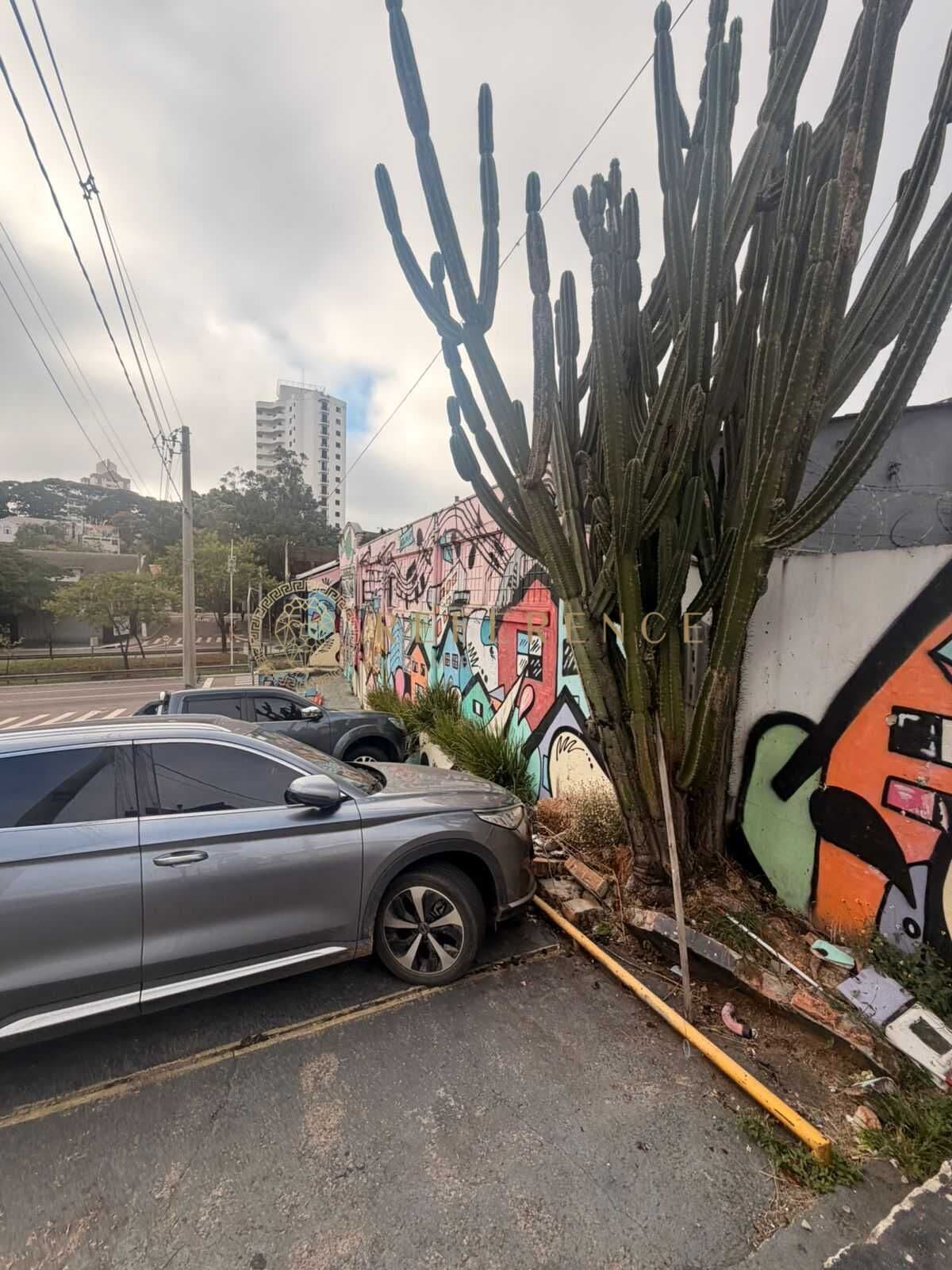 Imóvel Comercial de Esquina