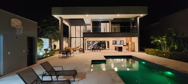 CASA DE ALTO PADRÃO NO CONDOMÍNIO FECHADO – 4 SUÍTES, PISCINA, SPA E ÁREA GOURMET | 700 M² – JUNDIAÍ/SP