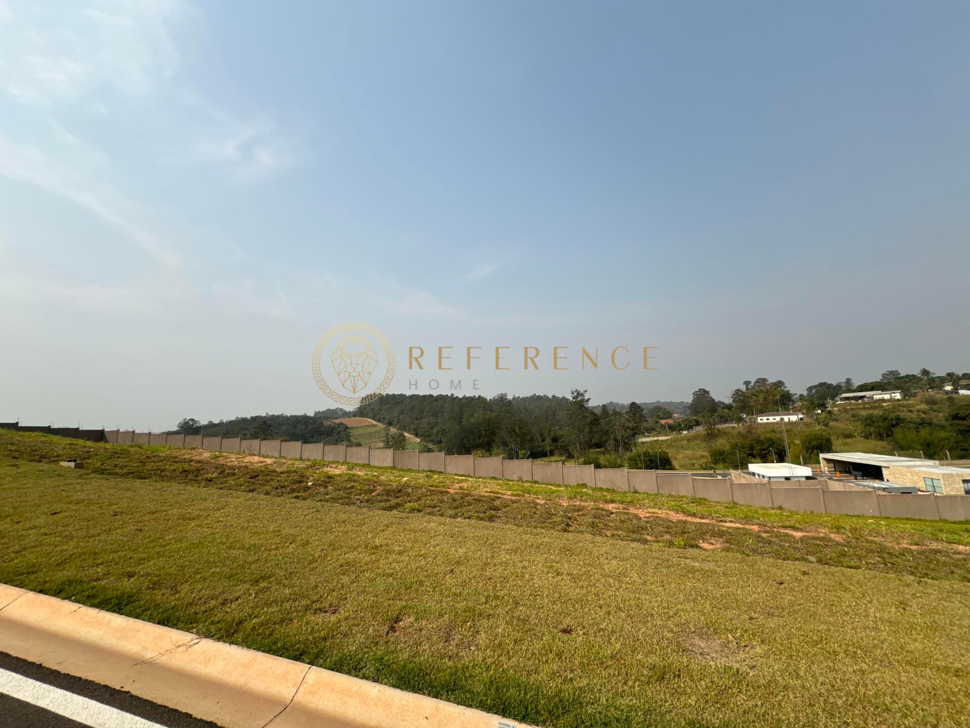 LOTE AMPLO NO CONDOMÍNIO TAMBORÉ | JUNDIAÍ – SEGURANÇA, LAZER E NATUREZA