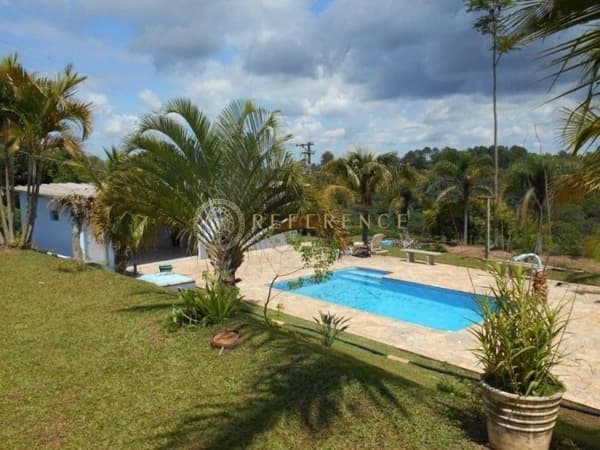 CHÁCARA DE LUXO NO PARQUE DA FAZENDA – 4 SUÍTES, PISCINA, ESPAÇO GOURMET E BOSQUE PRESERVADO | ITATIBA/SP