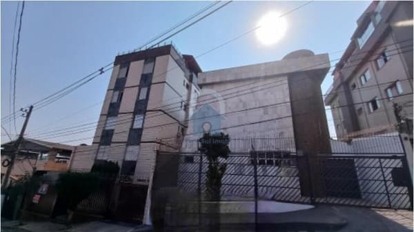 Prédio Comercial para comprar Sagrada Família Belo Horizonte