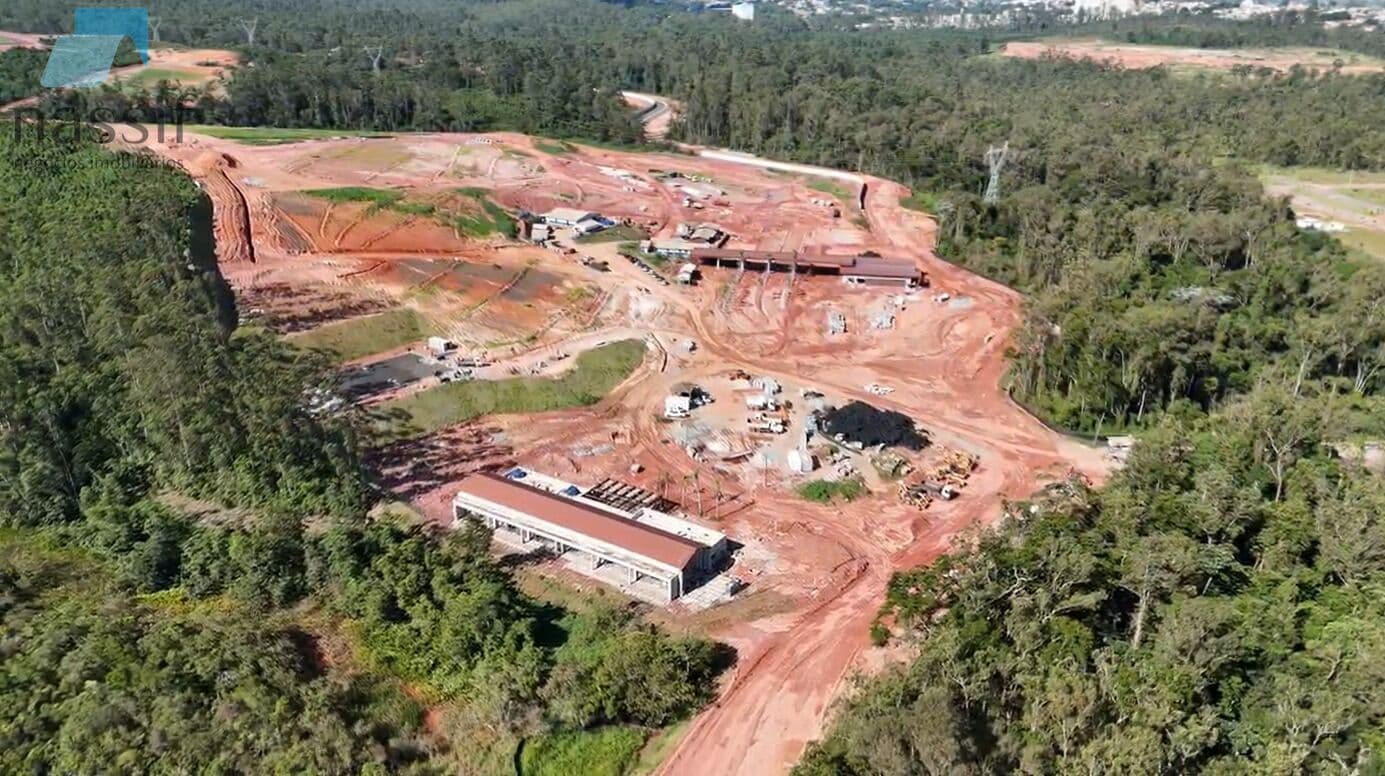 Terreno à venda no Condomínio Fazenda Itapety