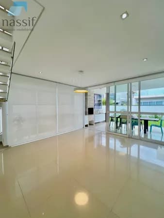 Casa no Condomínio Veredas