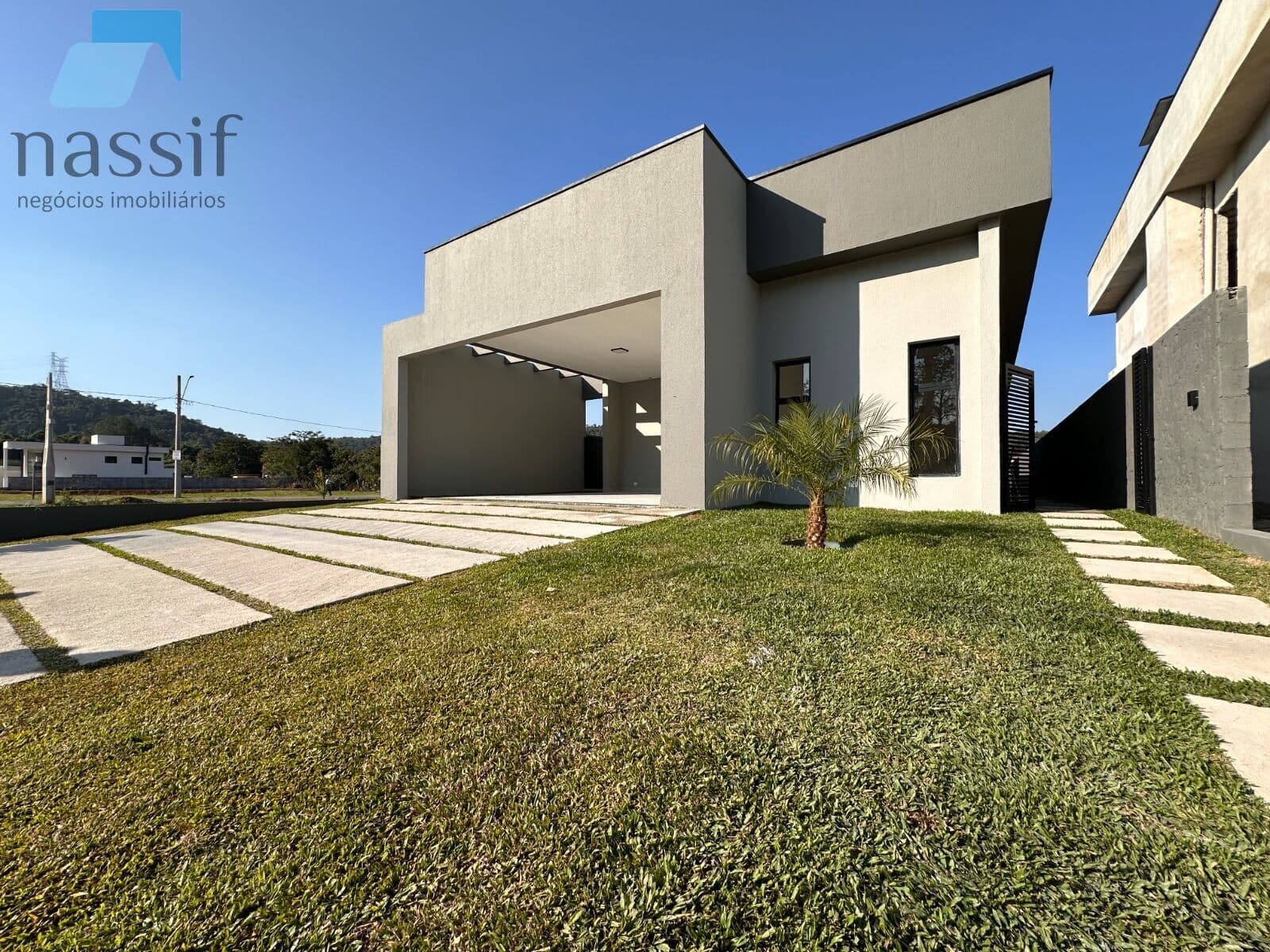 Casa à venda no Condomínio Águas do Paraíba - Guararema/SP