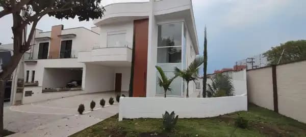 Casa à venda em Mogi das Cruzes/SP