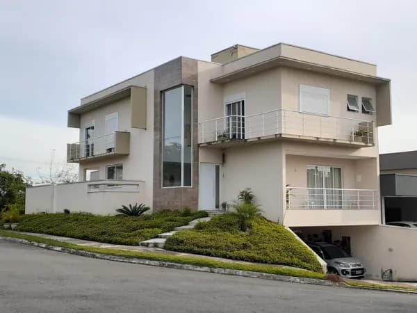 Casa à venda em Mogi das Cruzes/SP
