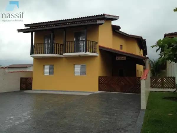 Casa à venda em Bertioga/SP