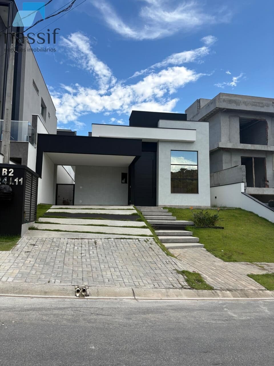 Casa à venda no Condomínio Aruã Brisas II