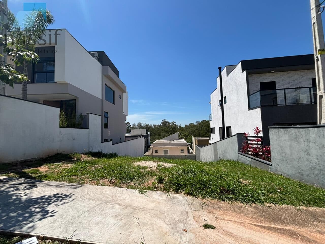 Terreno á venda no Condomínio Bella Città