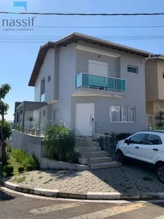 Casa no Condomínio Parque das Figueiras