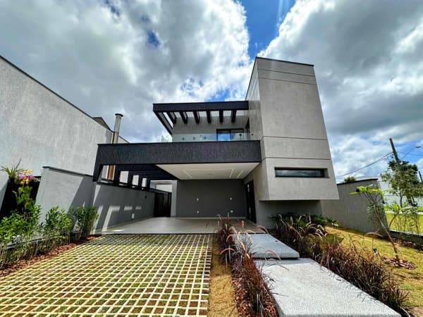 Casa à venda em Mogi das Cruzes/SP