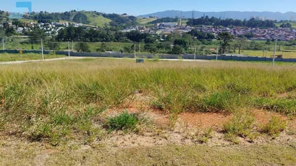 Terreno no Condomínio Real Park II