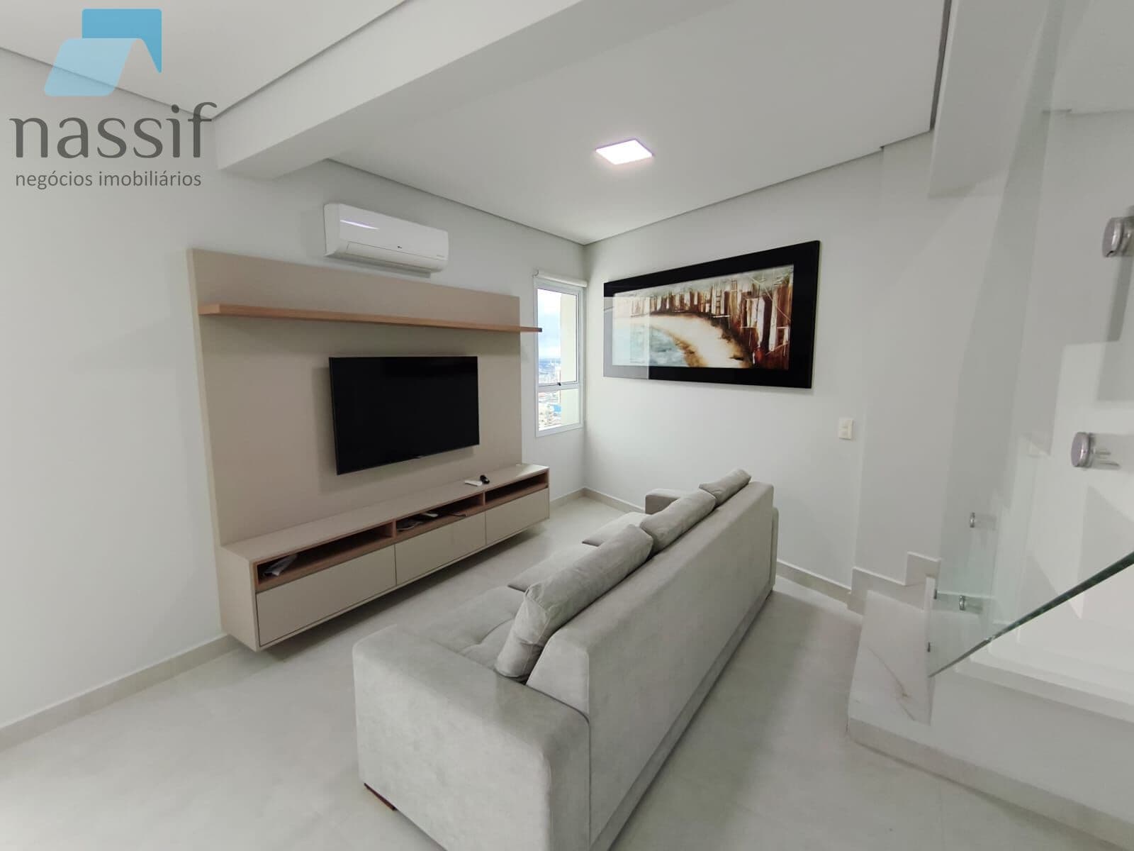 Apartamento Duplex no condomínio Damebe Omni Residence
