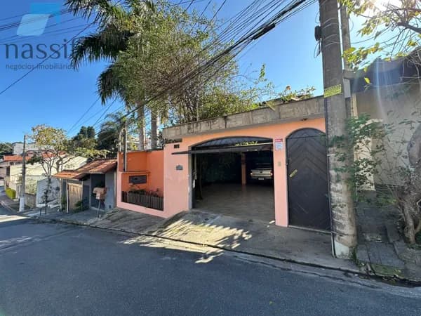 Casa para venda na Vila Suissa