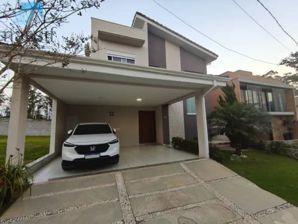 Casa à venda no Condomínio Veredas