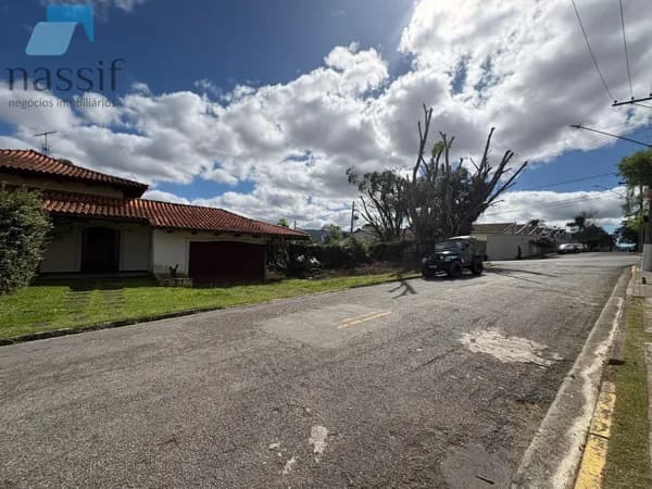 Casa à venda na Vila Oliveira