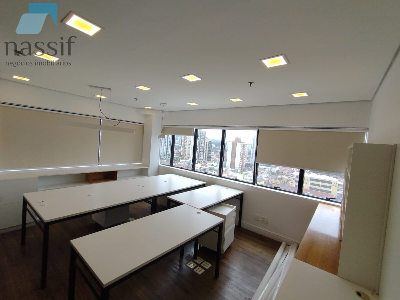 Sala comercial para venda no Edifício Atrium