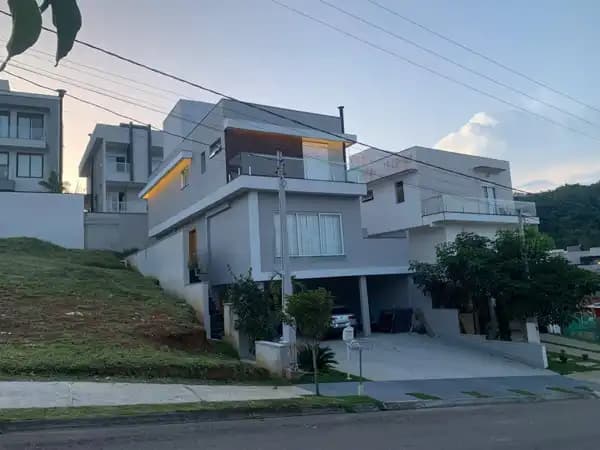 Casa à venda em Mogi das Cruzes/SP