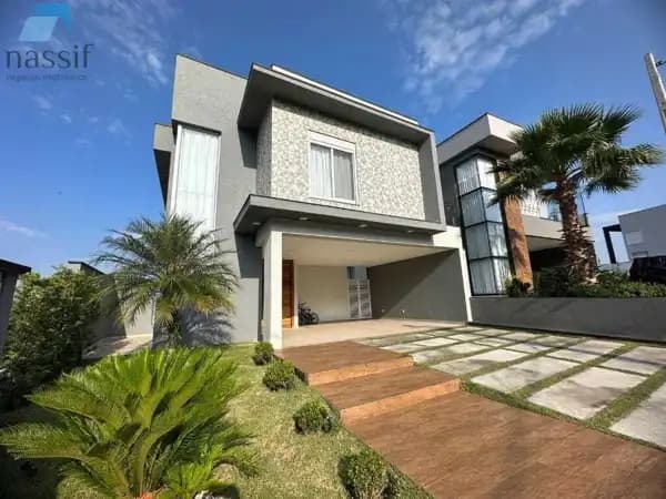 Casa à venda em Mogi das Cruzes/SP