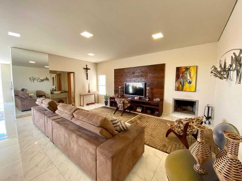 Casa para Venda no Condomínio Granja Anita