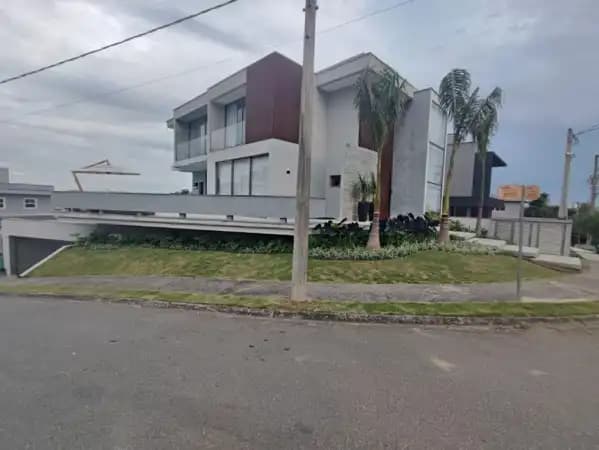 Casa à venda no condomínio Bella Città
