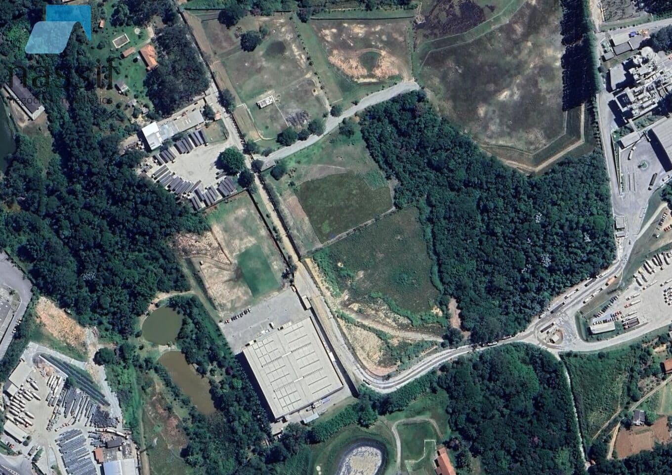 Área Comercial à venda