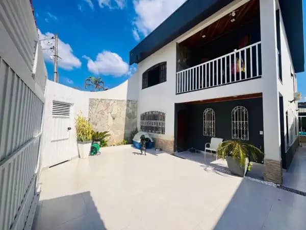 Casa à venda em Mogi das Cruzes/SP