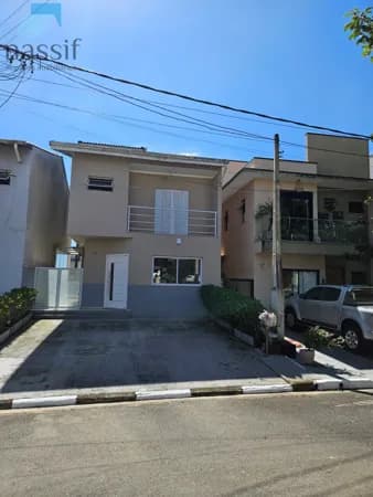 Casa no Condomínio Parque das Figueiras