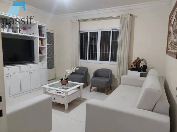 Casa à venda no bairro Chácara Jafet