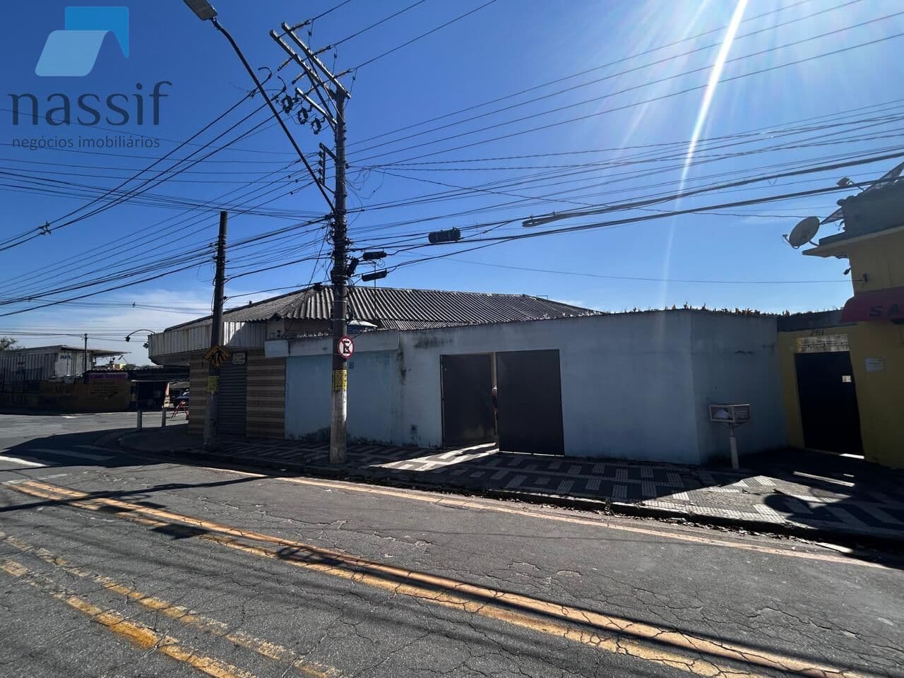 Salão comercial para alugar em Itaquaquecetuba