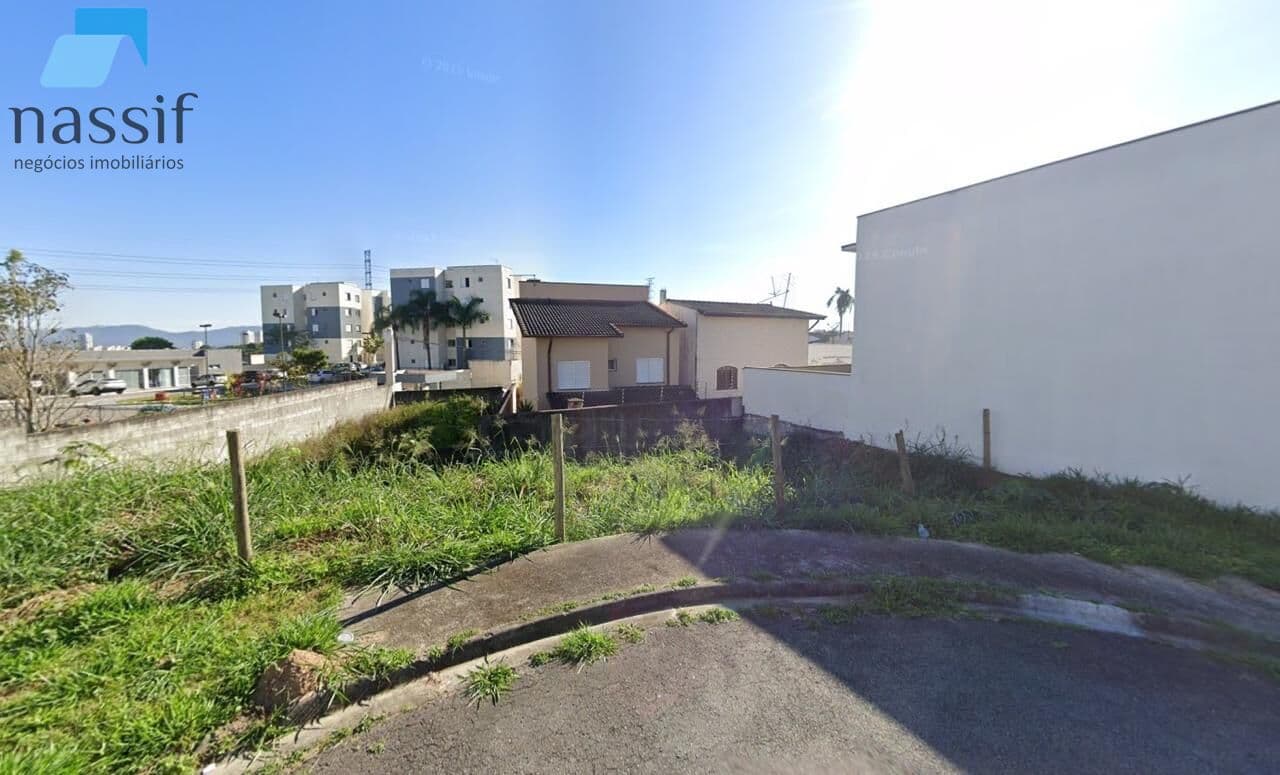 Terreno à venda no bairro Jardim Paraíso